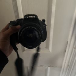 Camera Selling For Cheap