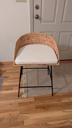 Wicker chair