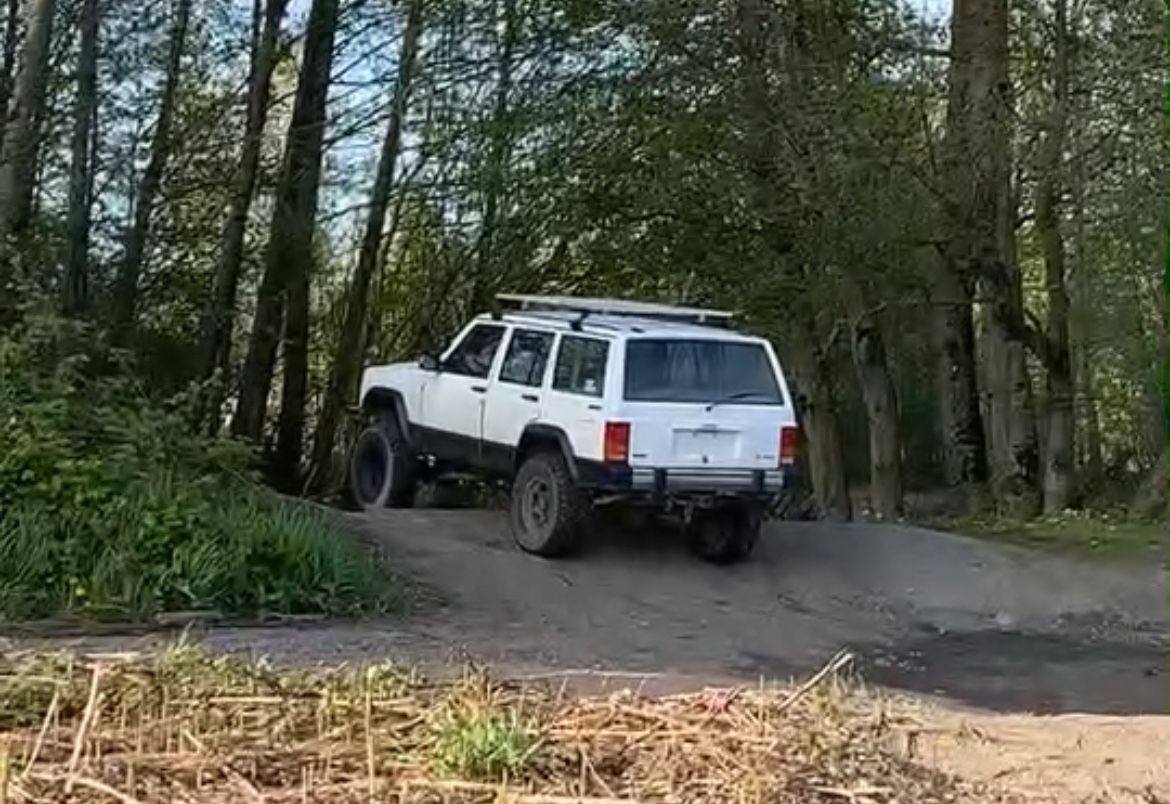 1990 Jeep Cherokee
