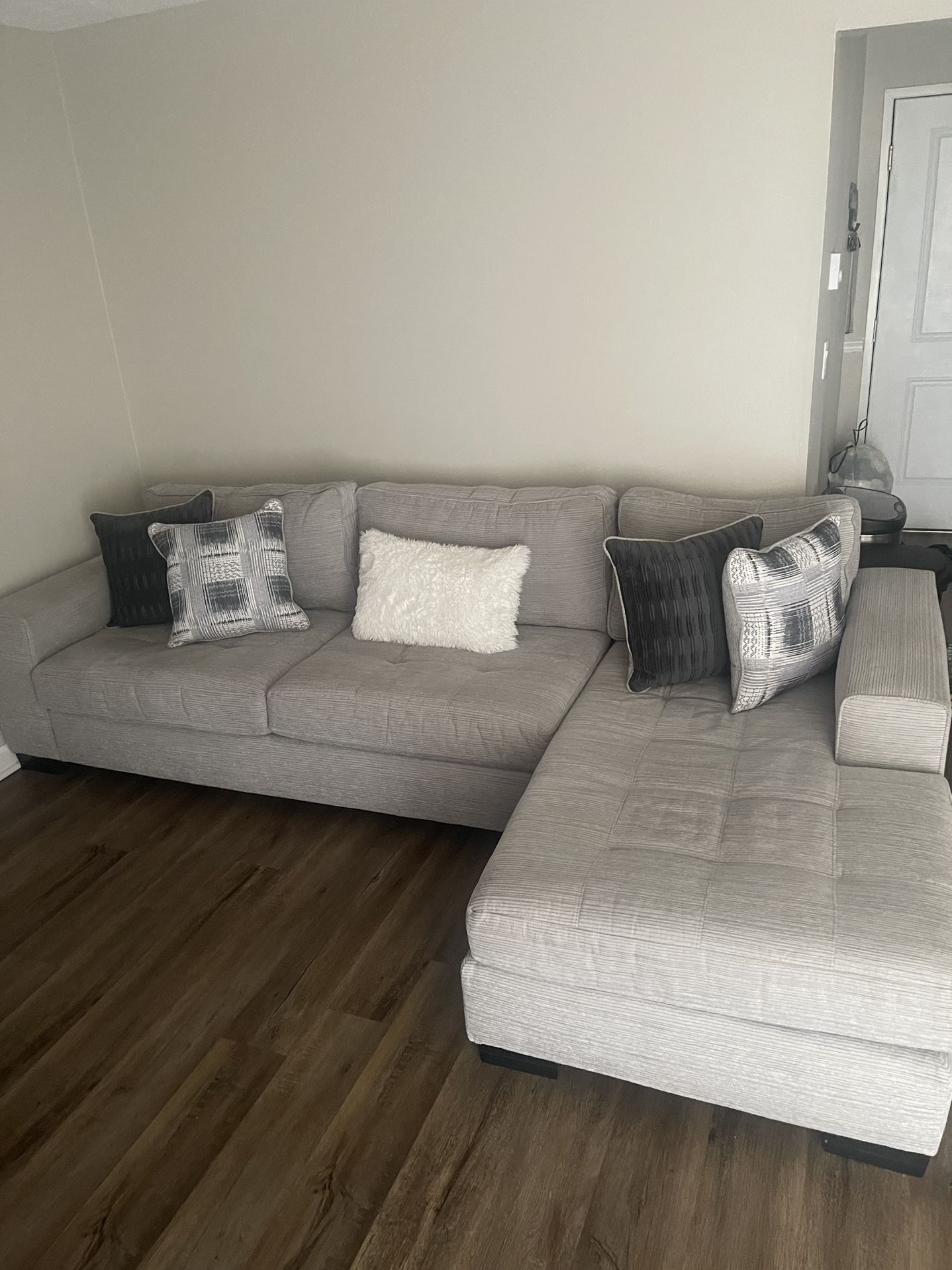 2pc Sectional