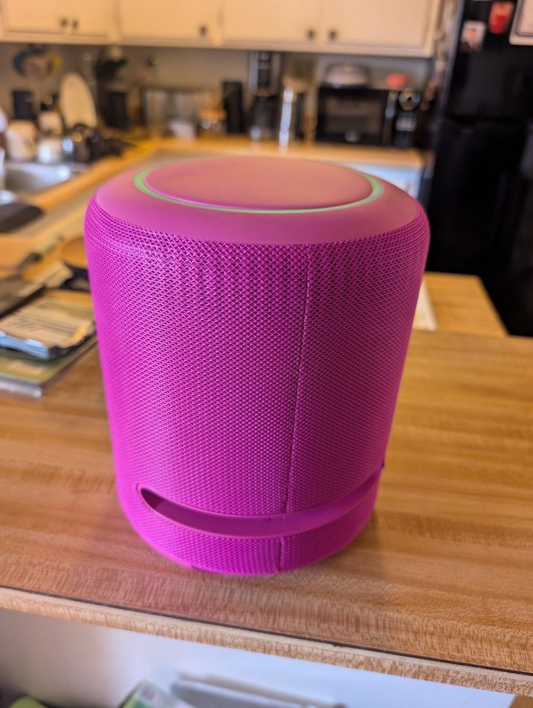 Pink Bluetooth Speaker 