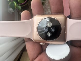 Apple Watch Series 3 — 42mm (Cellular + GPS)