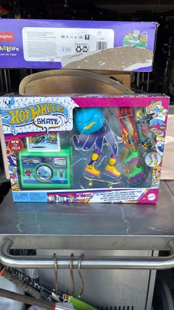 Hot wheels Skate