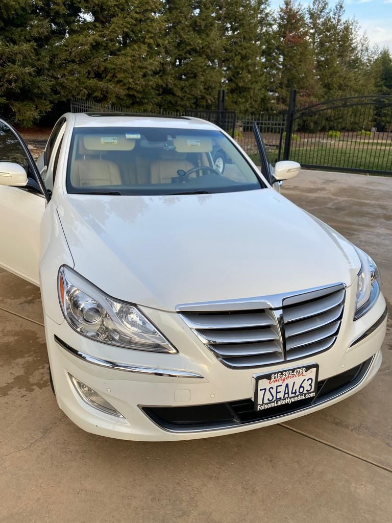 2012 Hyundai Genesis