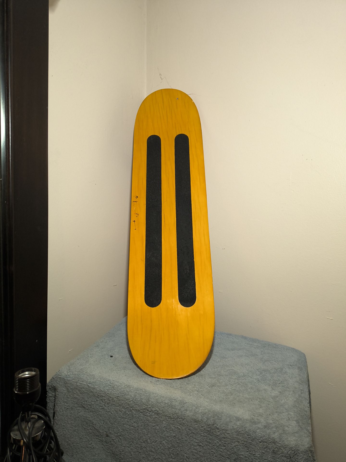 Skate board wood shelf