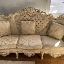Italian Style Furniture 