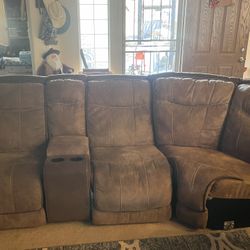 Sectional 2 Electrical Recliners Work Awesome 5 Piece