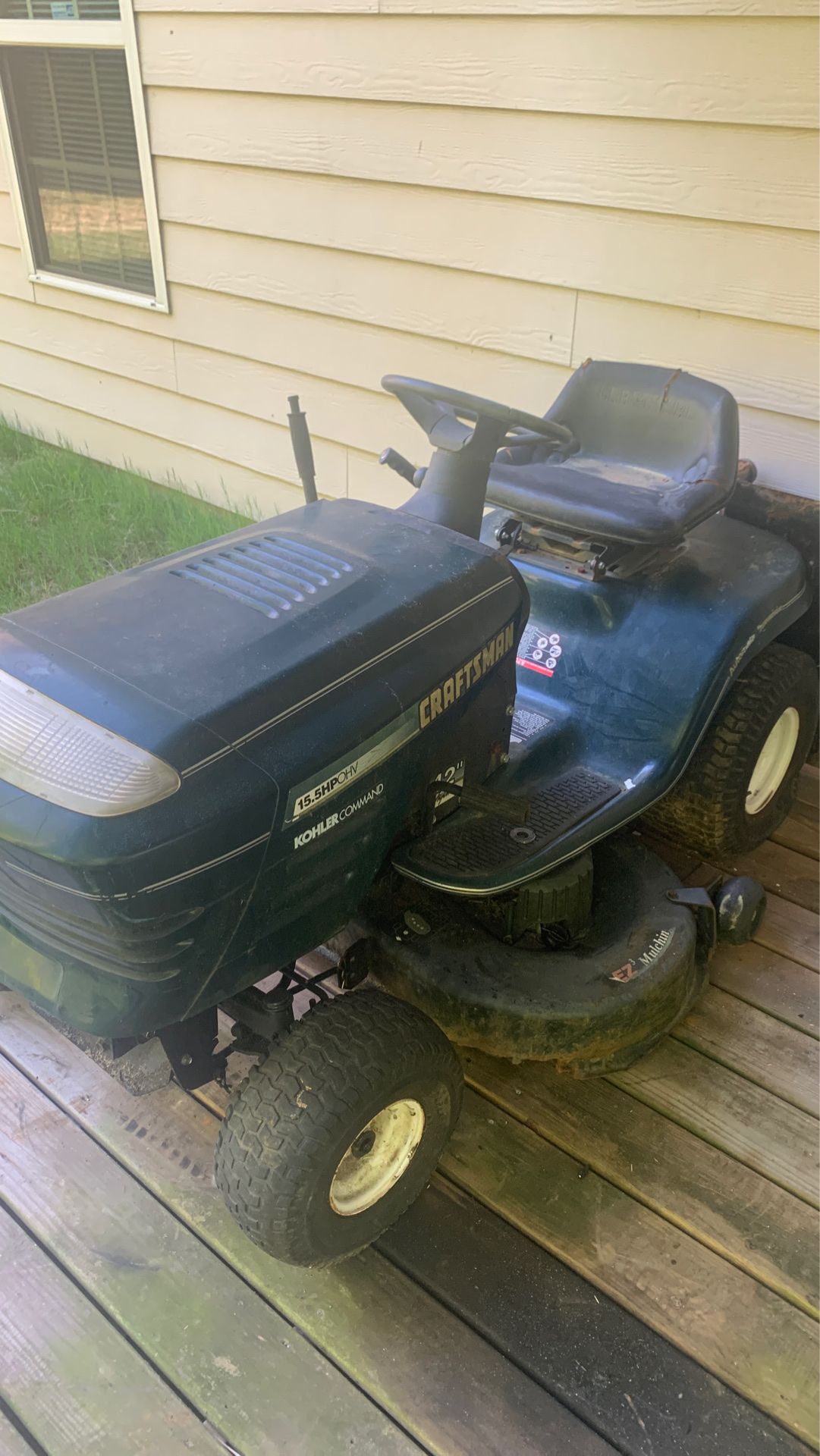 CRAFTSMAN RIDING MOWER