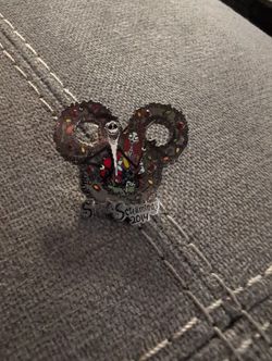 Jack Sally Wreath Season's Screamings 2014 LE 3500 Disney Pin