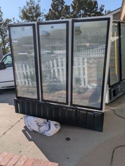Master bilt commercial fridge