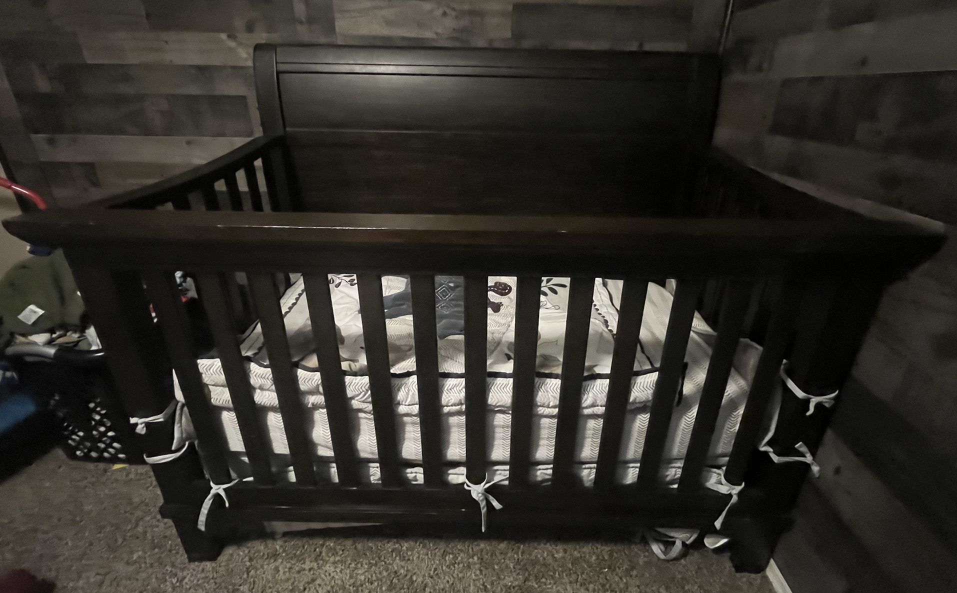 Convertible Crib 3 in 1 Brown Color
