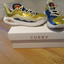 Under Armor Curry Shoes - Size Boys 6.5