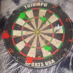 Triumph Sports Dart Board 18" Bristle Dartboard Wood Case 20” Scoreboard/Marker

