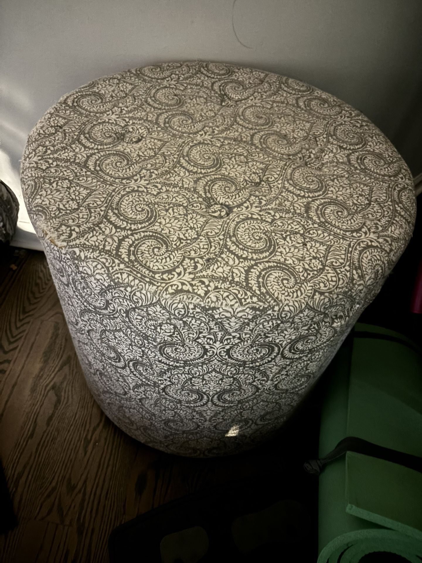 Sofa for 1 w storage