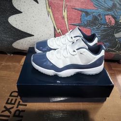 Jordan 11 Diffused Blue