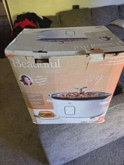 Slow cooker