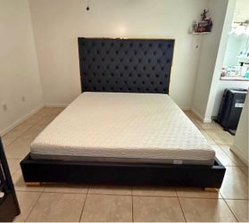 Brand new bed frame / Delivery available