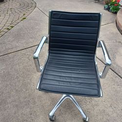 Modern Chrome & Black Leather Office Chair