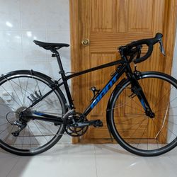 2021 Giant Contend 3 Road Bike Size XS