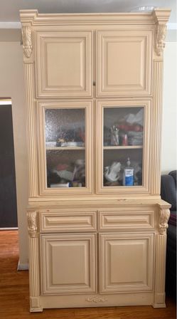 Decor cabinet