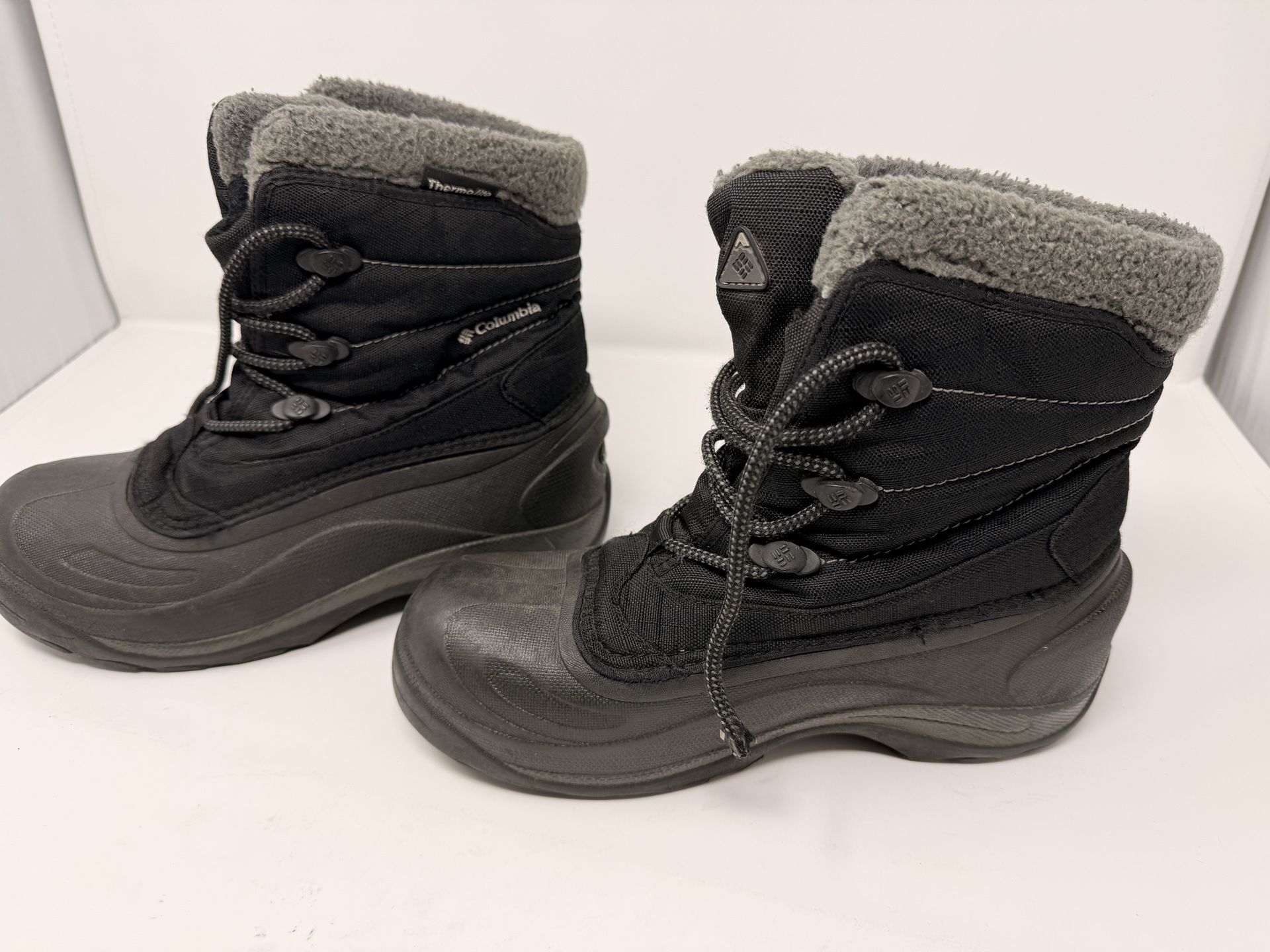 Columbia Mens Thermolite 200G Black Water Resistant Snow Boot Size 8