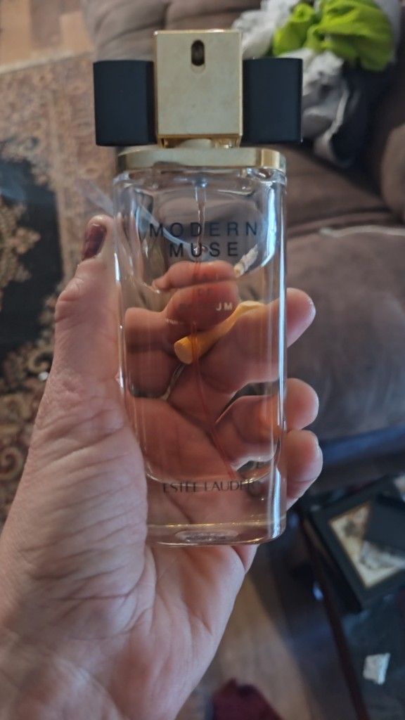 Modern Muse By Estee Lauder