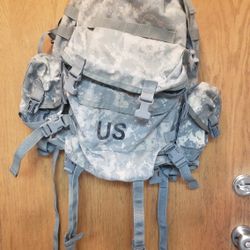 ACU Molle II Assault 3 Day Pack Backpack w/ Stiffener GREAT CONDITION!.....asking $45.00