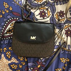 Authentic Michael Kors Purae