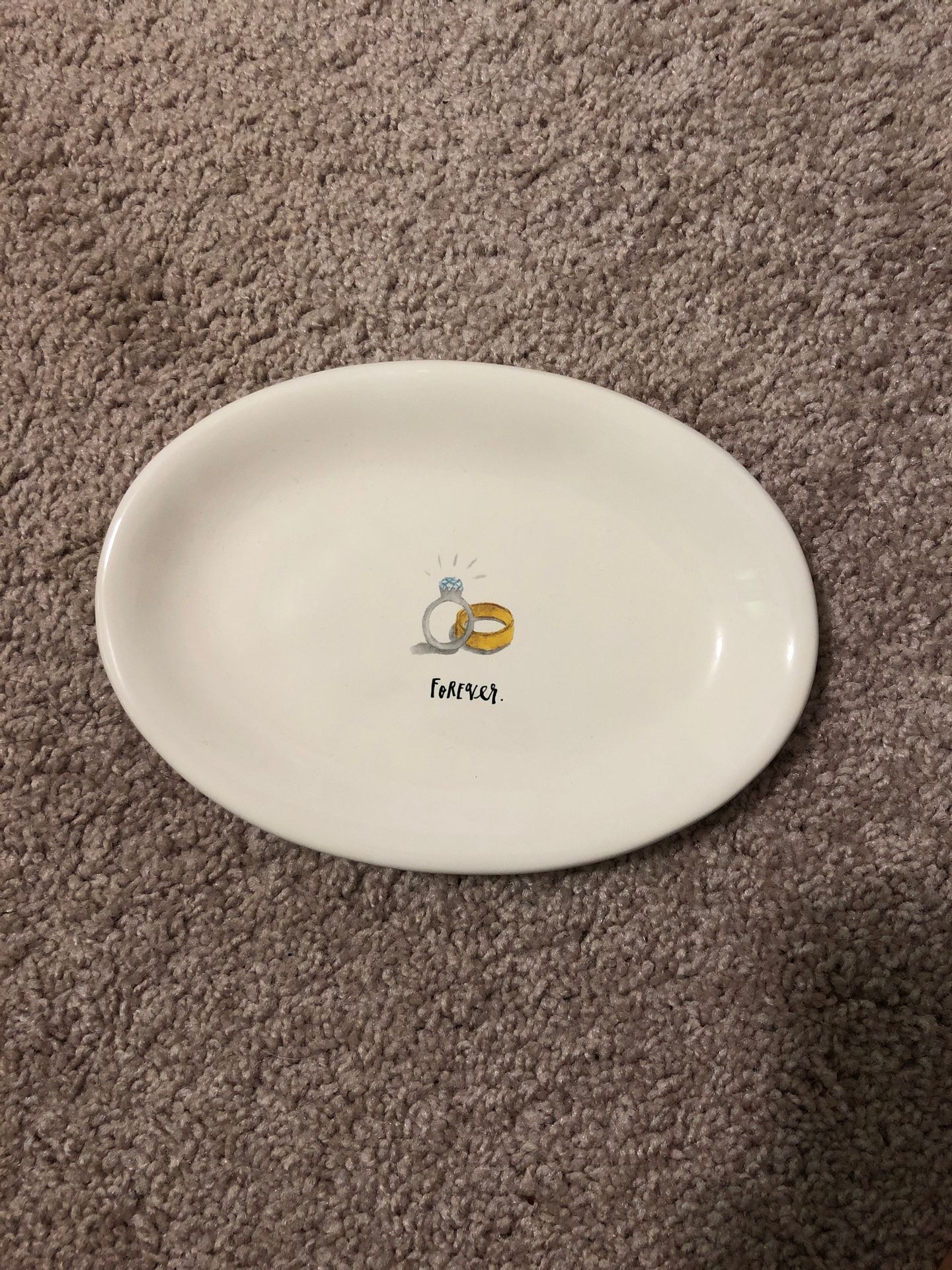 Wedding / engagement ring tray