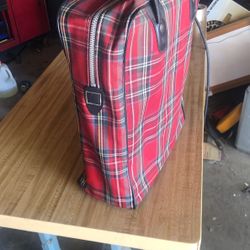 Hot and cold thermos and sandwich pack