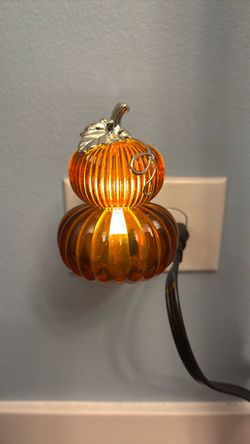 Bath and body works plug in diffuser night light wallflower house and Halloween pumpkin