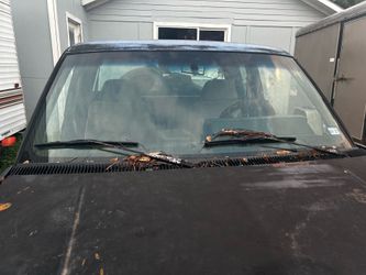 Windshield/ 1994 Chevy C1500