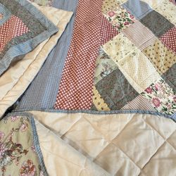 Flawless Vintage Quilt - Great For Upcycling