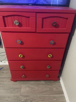 Dresser
