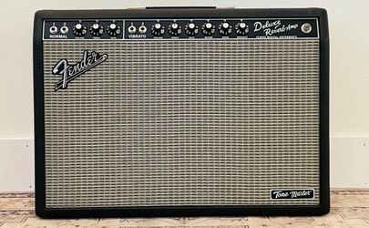 fender tone master deluxe reverb amp