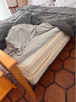 Queen size mattress and box spring free
