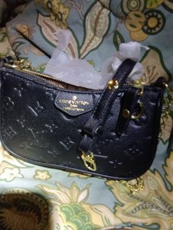 Black Louis Vuitton purse
