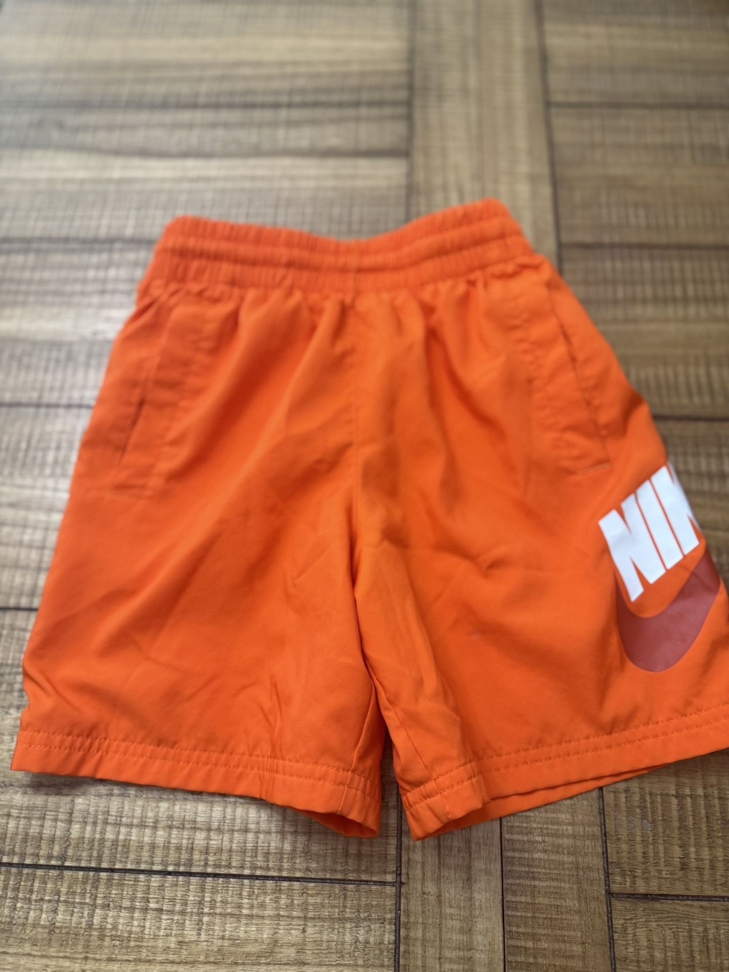 Nike Boys’ Orange shorts, Size Small