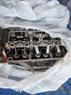 CABEZAS HONDA