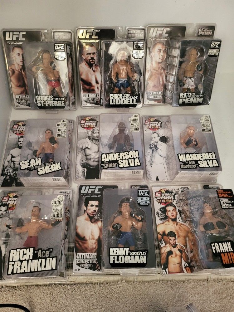 Round 5mma Action Figures