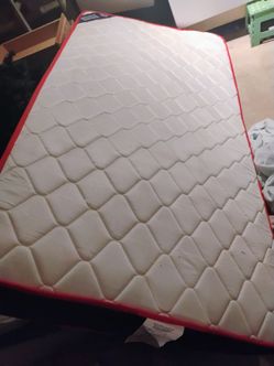 Twin mattress