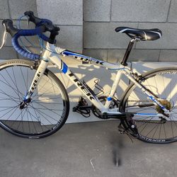 650X25  Road Trek Alpha 606-1 Aluminum Bike For Mens 9 Speeds Excellent Condition 350——$300