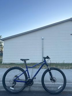 Specialized Jynx Comp Women’s 27.5” Mountain Bike – Large