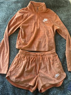 Nike Air Velour Matching Set – Half Zip Top & Shorts