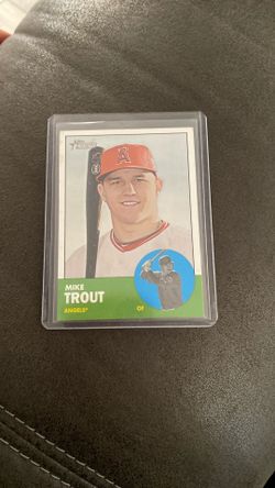 Mike Trout Topps Basball Card