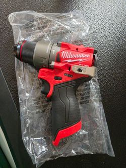 Milwaukee m12 fuel Hammer drill
