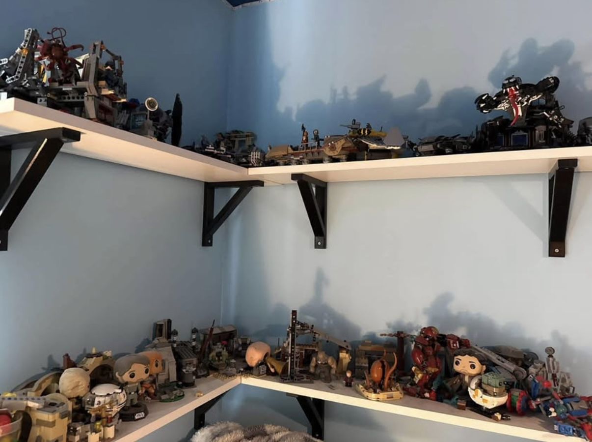 Large Assorted Lot Of Legos