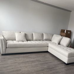 Rooms To Go Sectional