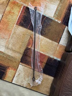 Curtain rod
