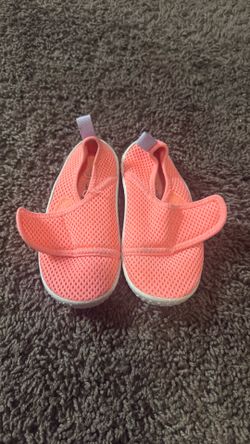 Toddler girl water shoes